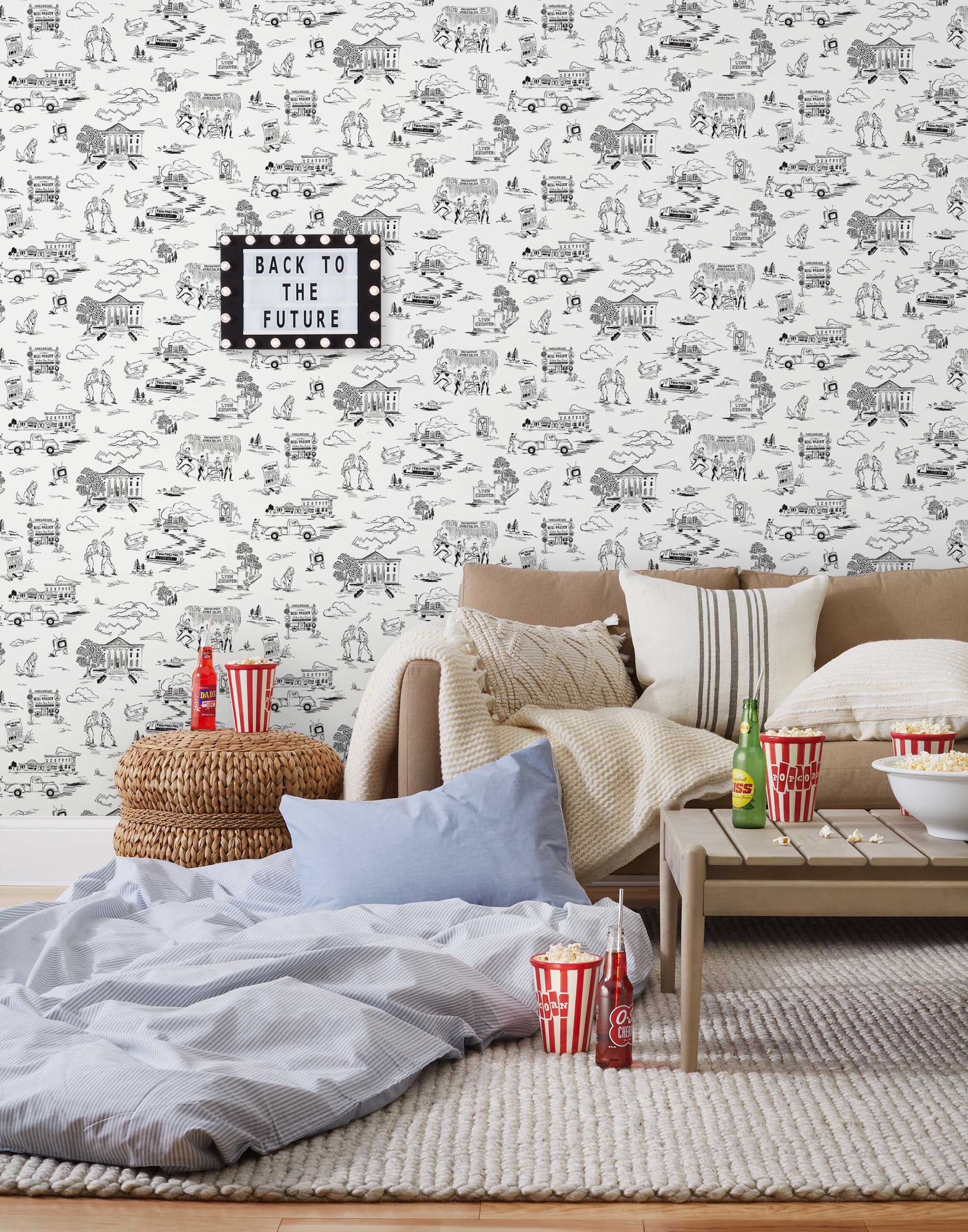 Hill Valley Toile (Sale) Wallpaper