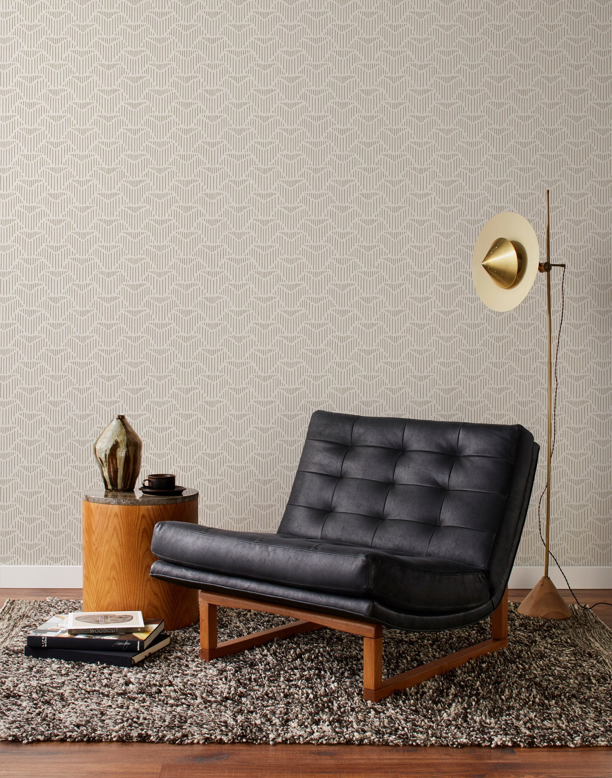 Palma (Sand) wallpaper featuring light tan background with taupe gray geometric pattern